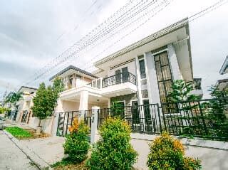 38 listings: High end subdivision davao city .